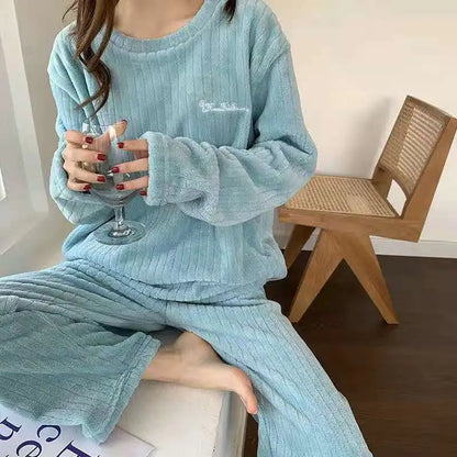 Ensemble pyjama en velours polaire pour femme – Pull et pantalon