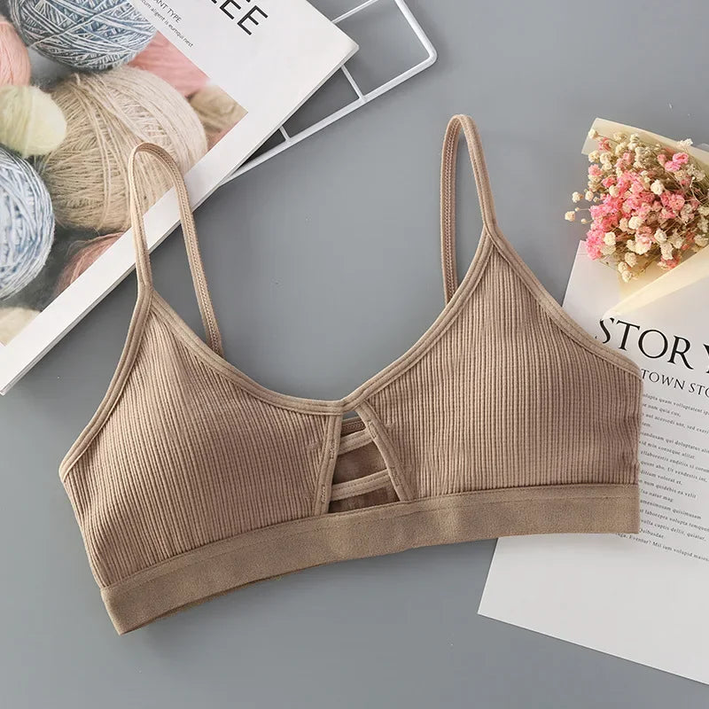 Soutien-gorge sans armatures à fines bretelles pour femme