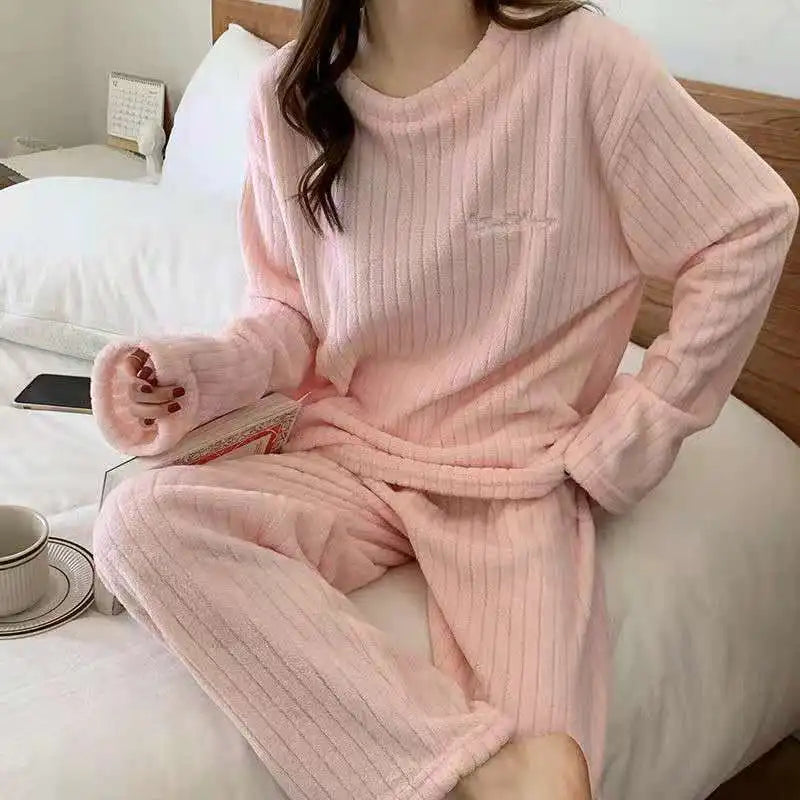 Ensemble pyjama en velours polaire pour femme – Pull et pantalon
