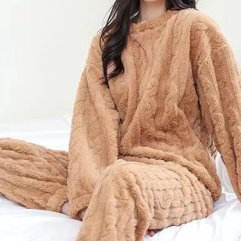 Ensemble pyjama en velours polaire pour femme – Pull et pantalon