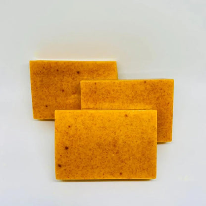 Savon artisanal au curcuma 100 g, savon au citron et à l'acide kojique, savon pour la douche et le visage