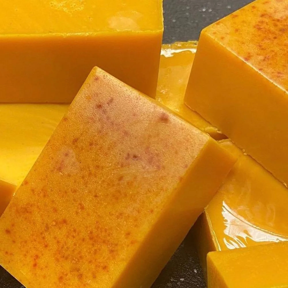 Savon artisanal au curcuma 100 g, savon au citron et à l'acide kojique, savon pour la douche et le visage