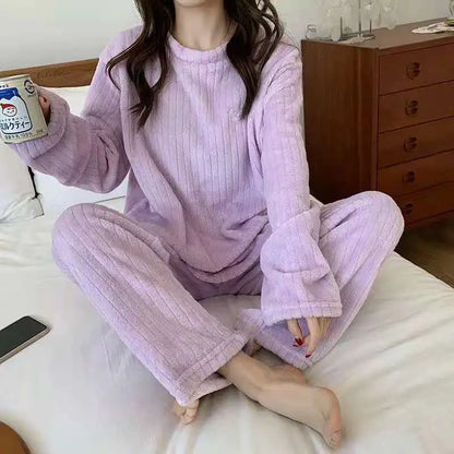 Ensemble pyjama en velours polaire pour femme – Pull et pantalon