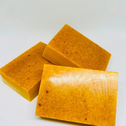 Savon artisanal au curcuma 100 g, savon au citron et à l'acide kojique, savon pour la douche et le visage