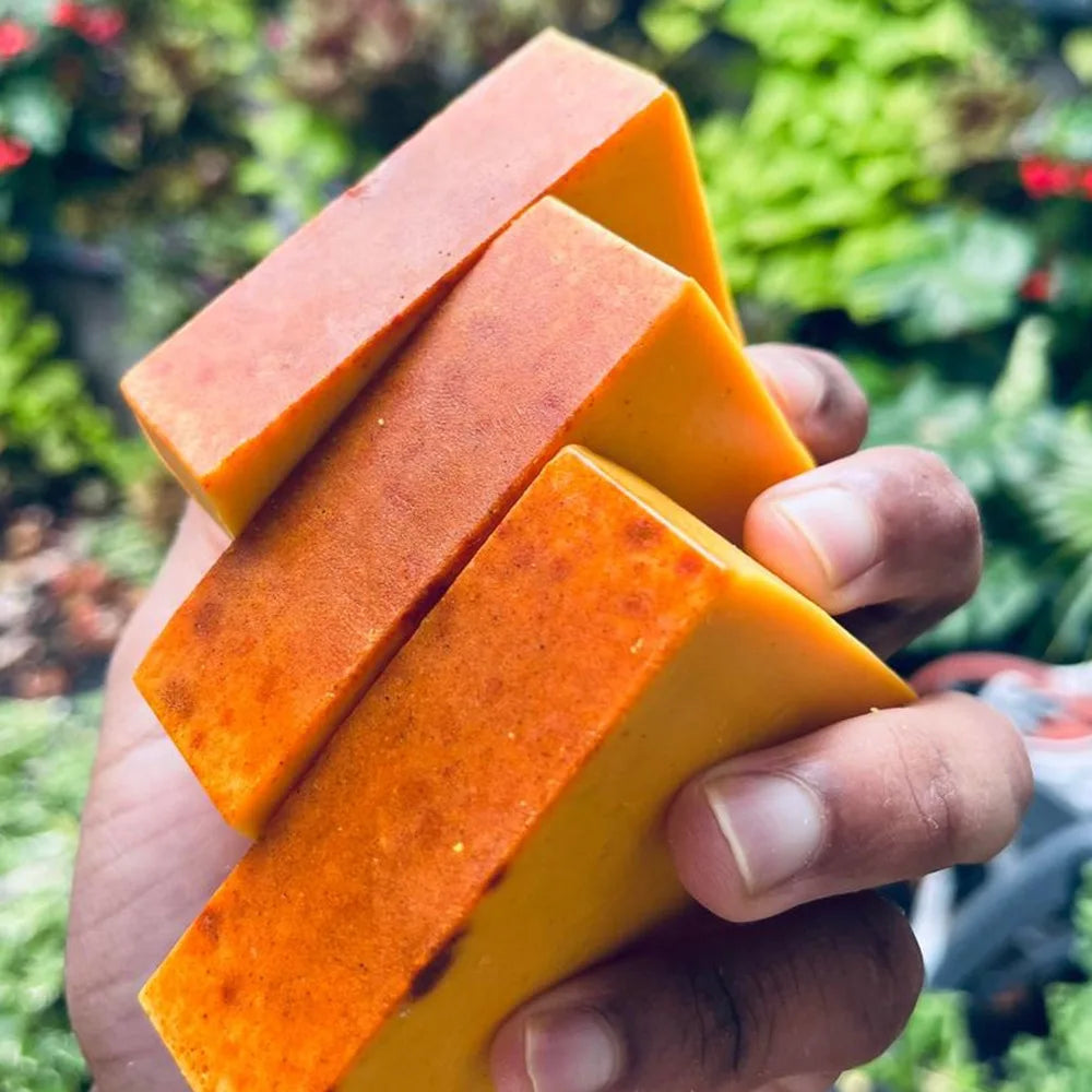 Savon artisanal au curcuma 100 g, savon au citron et à l'acide kojique, savon pour la douche et le visage